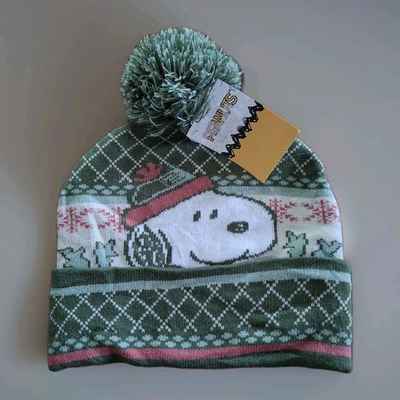 Peanuts Snoopy Pom Pom Beanie Hat Cap Adult OSFM Christmas Charlie Brown NWT - Picture 1 of 3